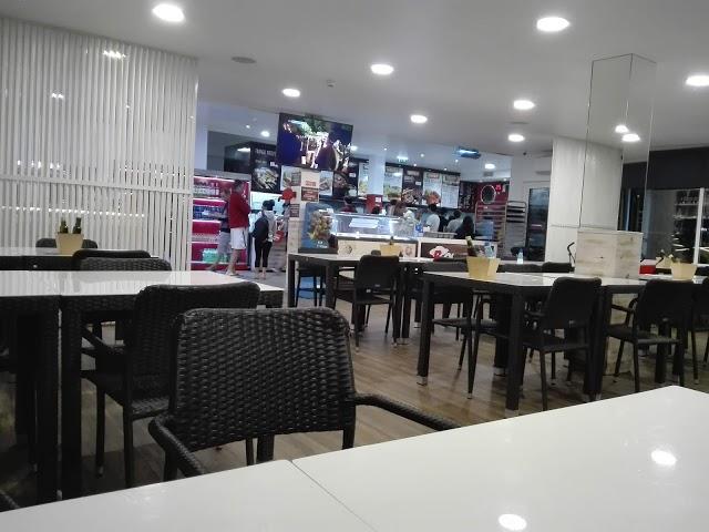 Roberto's Chicken Piri Piri